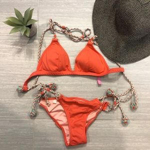 Victoria’s Secret xs the teeny bikini 👙